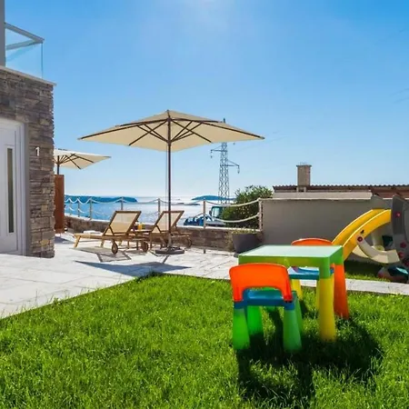 Capitano - Duplex Three Bedroom With Balcony And S... Mlini